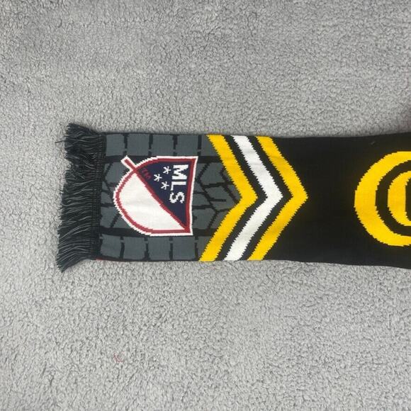 Continental MLS Soccer New York Red Bulls 48" Inch Red Black 100% Acrylic Scarf - Picture 8 of 13